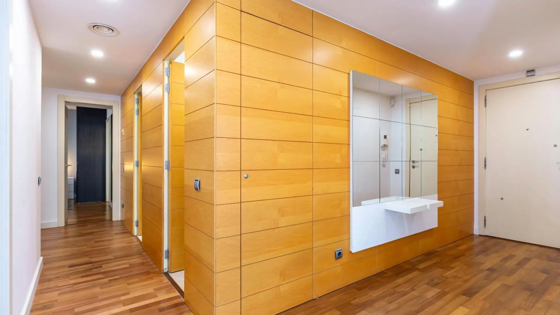 Luxury Apartment With Sea View! Barcelona 0*,