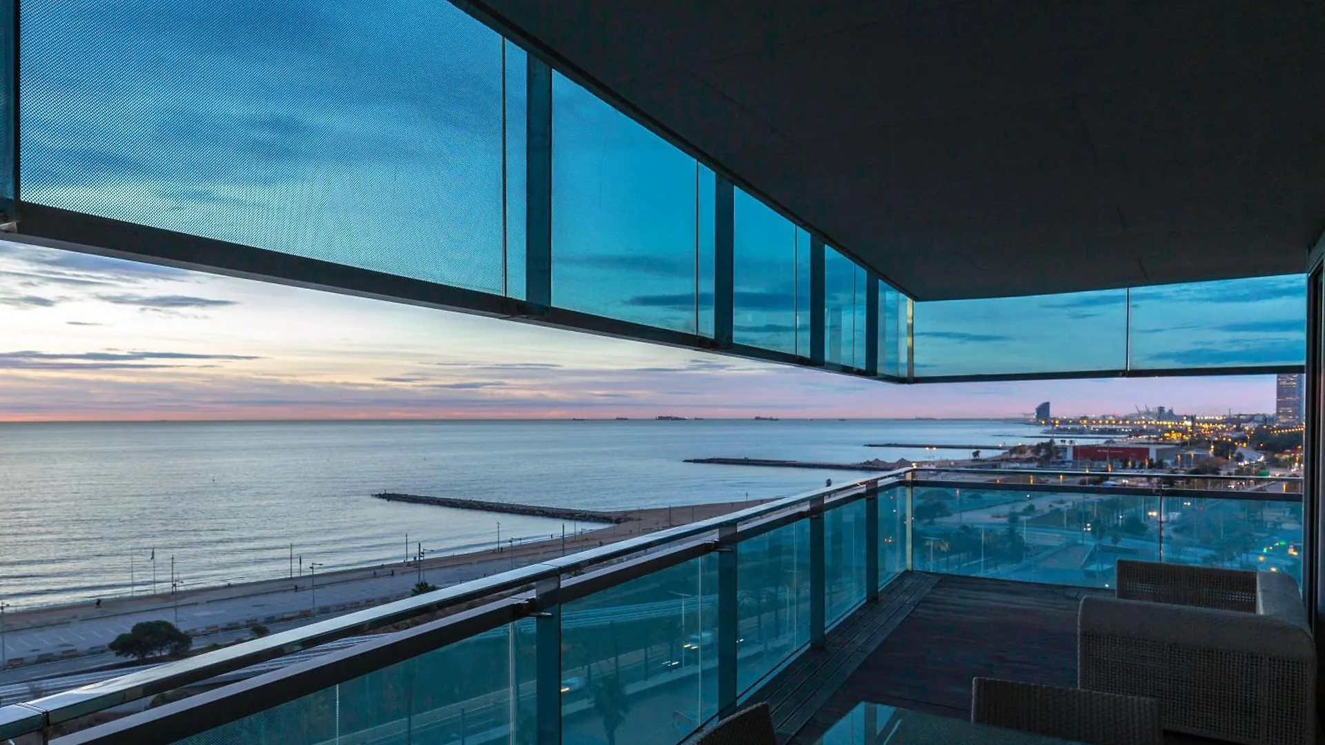 Luxury Apartment With Sea View! Barcelona